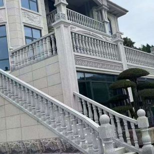 新疆 芝麻白别墅，栏杆