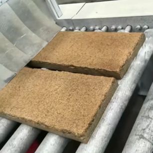 新疆 仿古石流水线生产，各种颜色可定制