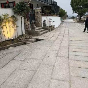 新疆仿古石铺装效果
