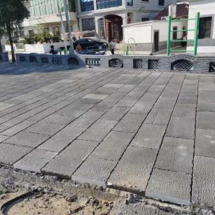 新疆仿古石铺装效果