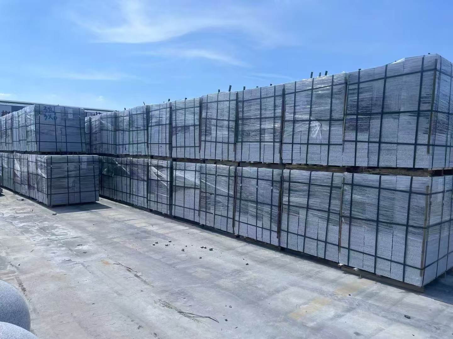 新疆 芝麻白火烧成品300*600地铺料，大量现货，物美价廉