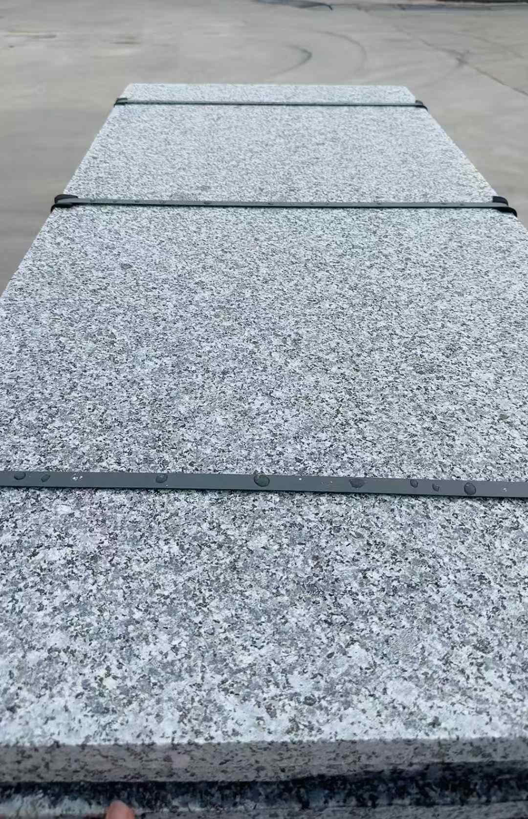 新疆 芝麻黑火烧面毛板，条板，半成品